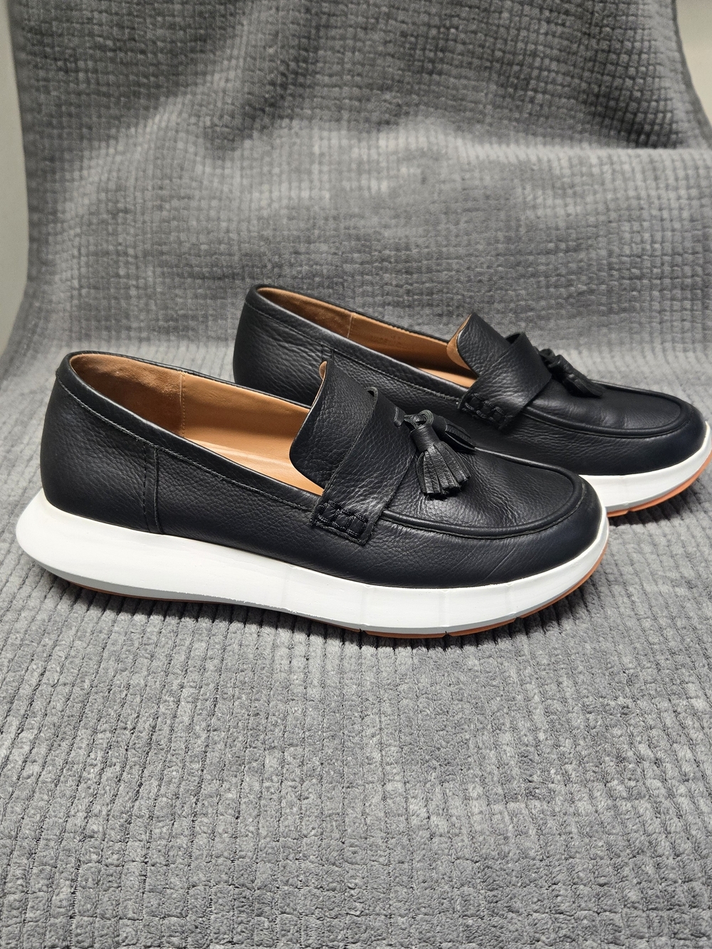 Robert Clergerie Black Leather Tassel Loafers with White Platform